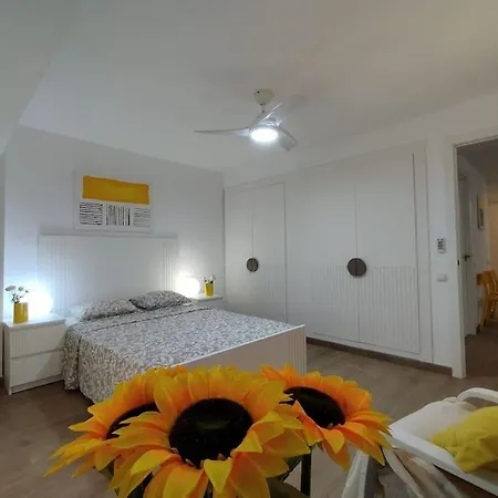 Mar Apartment *