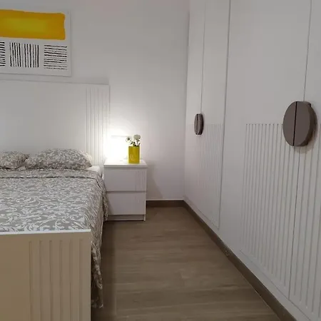 Mar Apartment *